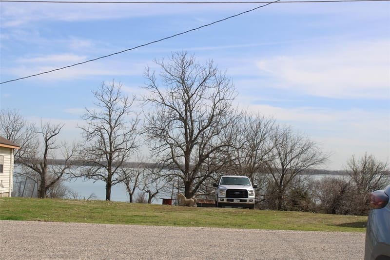 10689 County Road 905, Princeton TX 75407 - Photo 3