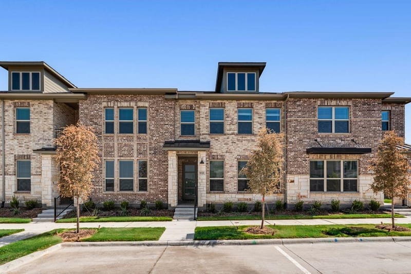 8321 Bayside Drive, Rowlett TX 75088