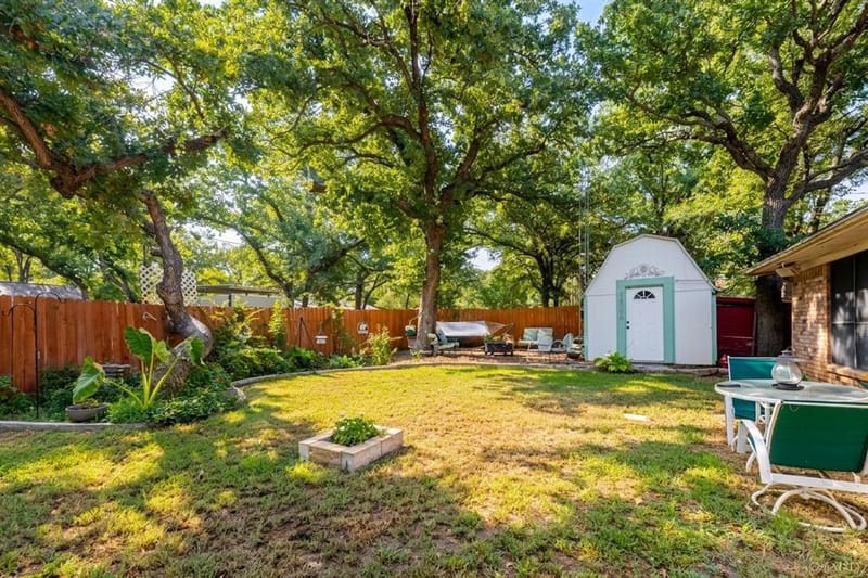 22 Greenbriar Street, Mineral Wells TX 76067 - Photo 38