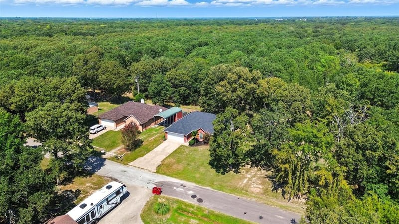 332 Comanche Trail, West Tawakoni TX 75474 - Photo 4