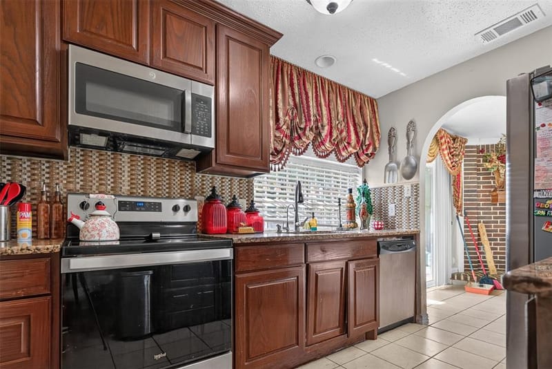 2224 Crockett Drive, Carrollton TX 75006 - Photo 15