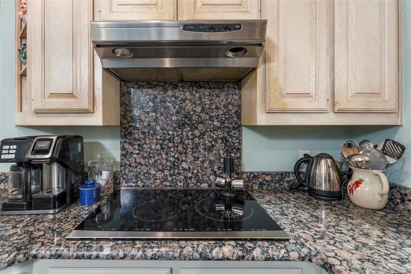 6703 Landover Hills Lane, Arlington TX 76017 - Photo 14
