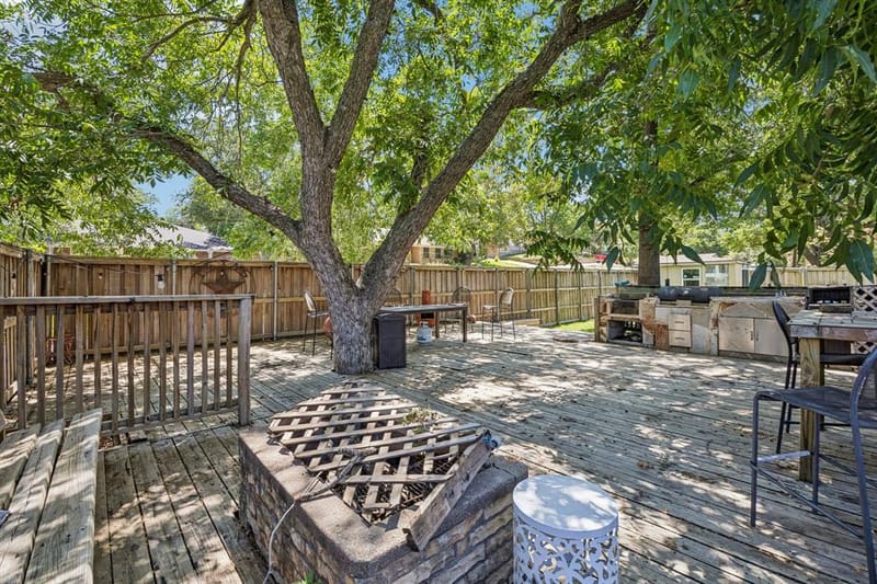 2301 Hill N Dale Drive, Irving TX 75038 - Photo 36