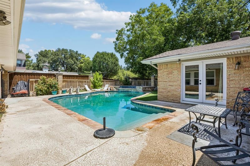 2301 Hill N Dale Drive, Irving TX 75038 - Photo 34