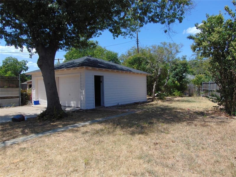 10135 San Juan Avenue, Dallas TX 75228 - Photo 6