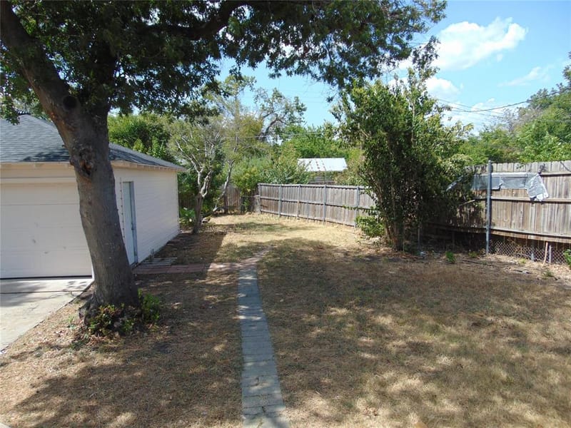 10135 San Juan Avenue, Dallas TX 75228 - Photo 13
