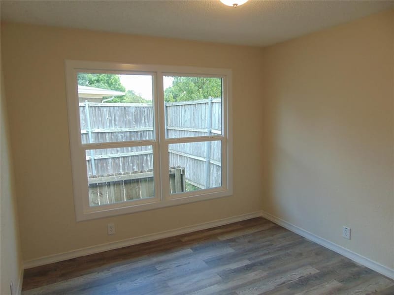 10135 San Juan Avenue, Dallas TX 75228 - Photo 17