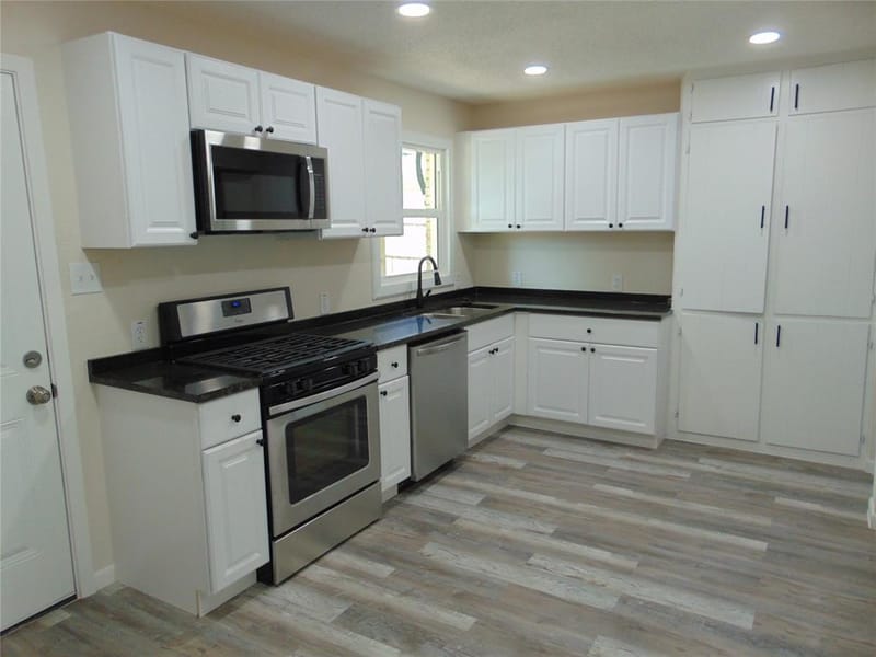 10135 San Juan Avenue, Dallas TX 75228 - Photo 14