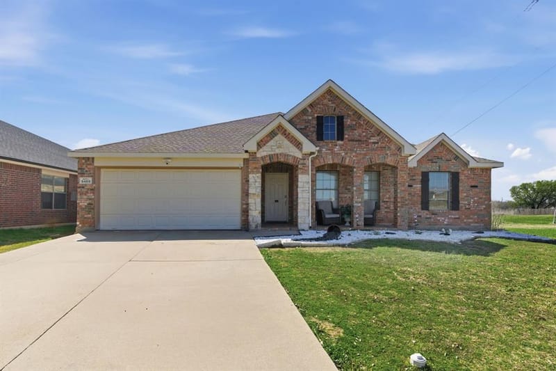 9469 Fox Hill Drive, Fort Worth TX 76131