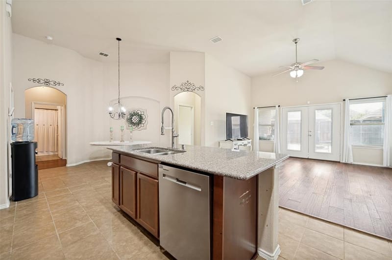2404 Scott Creek Drive, Little Elm TX 75068 - Photo 4