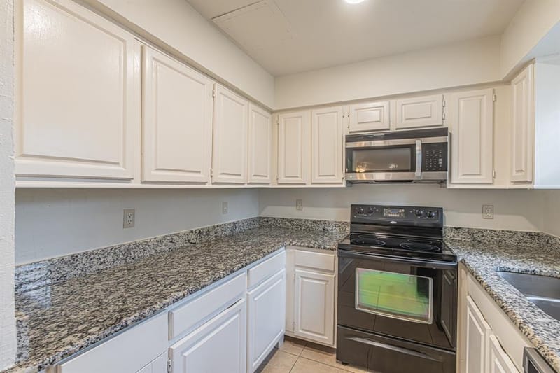 2728 Copper Creek Drive # 107, Arlington TX 76006 - Photo 15