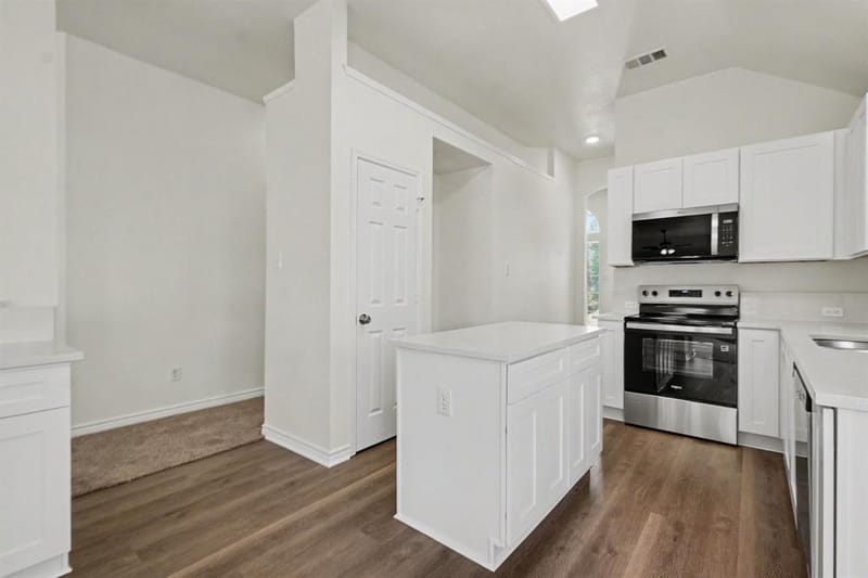 2033 Piedmont Drive, Lewisville TX 75067 - Photo 9