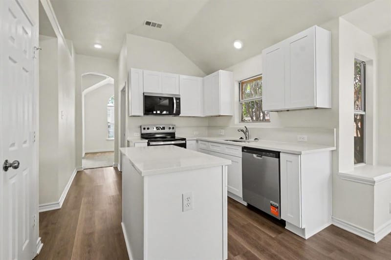 2033 Piedmont Drive, Lewisville TX 75067 - Photo 10