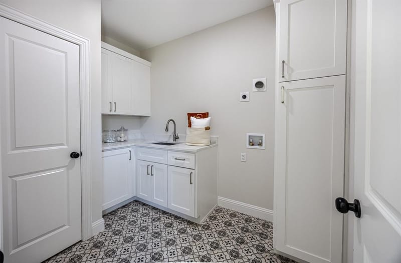1321 E Magnolia Avenue, Fort Worth TX 76104 - Photo 26