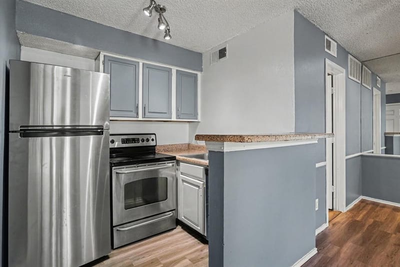 2311 Balsam Drive # H307, Arlington TX 76006 - Photo 3