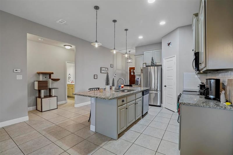 4006 Kensington Drive, Sanger TX 76266 - Photo 17