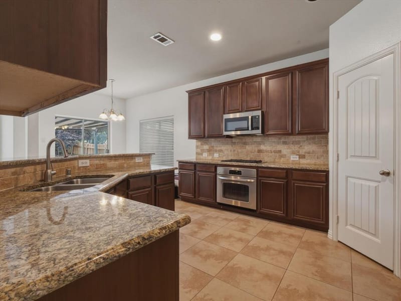 2364 Ranchview Drive, Little Elm TX 75068 - Photo 10
