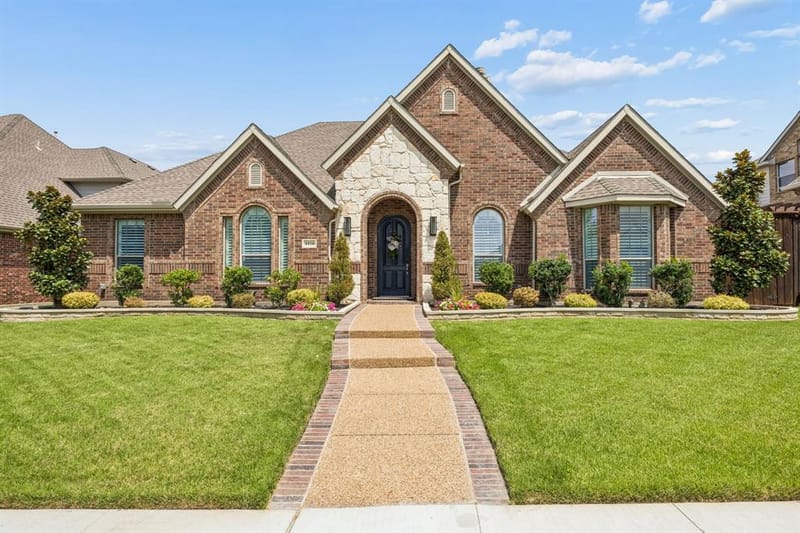 4116 Mangrove Drive, Carrollton TX 75007