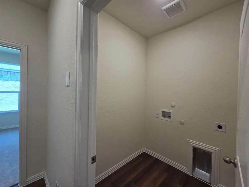 3006 Leopard Lane, Ennis TX 75119 - Photo 12