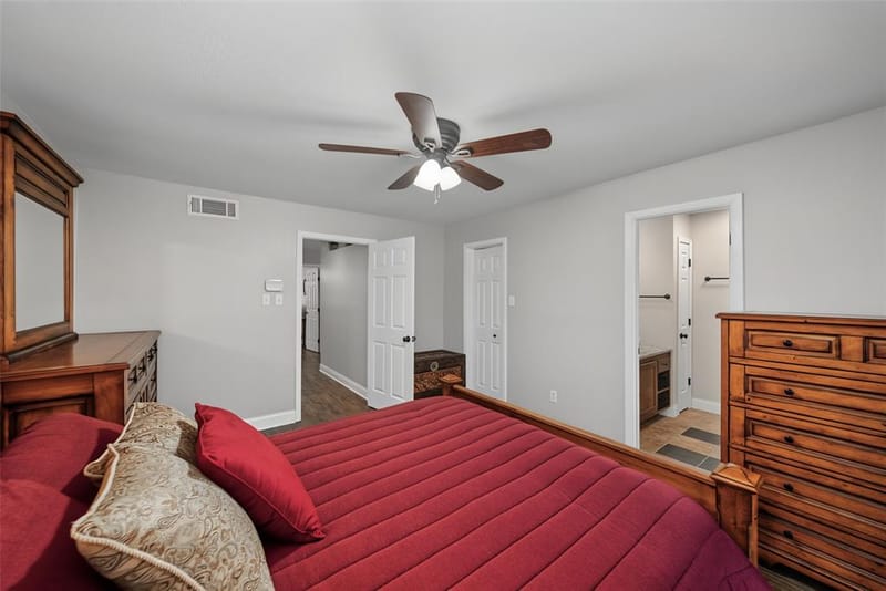 23 Park Lane, Bedford TX 76021 - Photo 26
