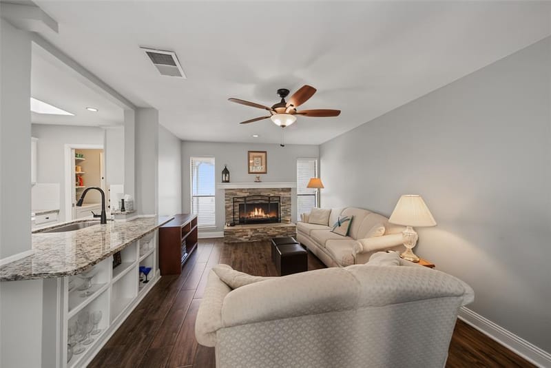 23 Park Lane, Bedford TX 76021 - Photo 22