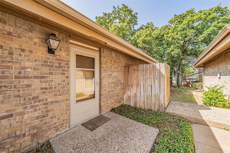 23 Park Lane, Bedford TX 76021 - Photo 5