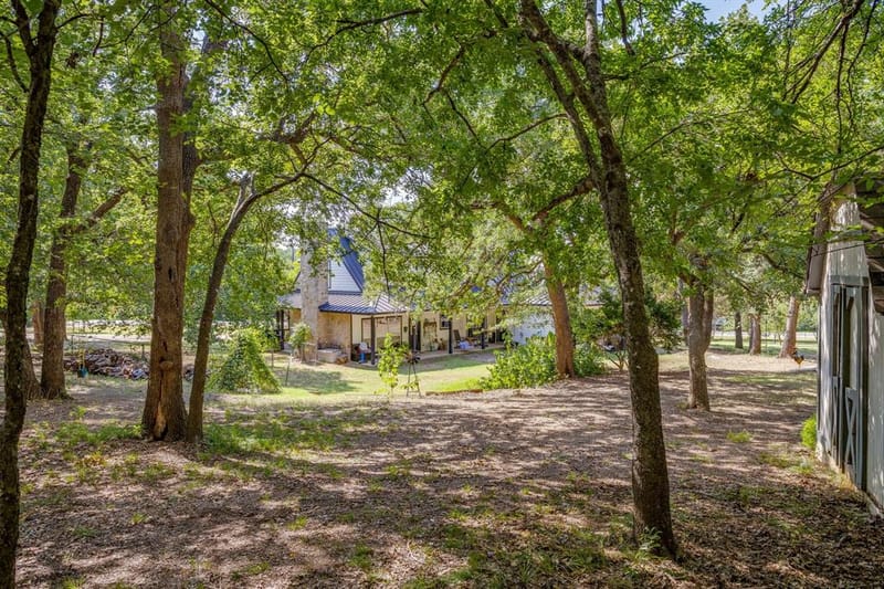 1129 Crazy Horse Trail, Burleson TX 76028 - Photo 36
