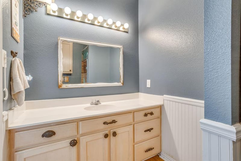 1129 Crazy Horse Trail, Burleson TX 76028 - Photo 18
