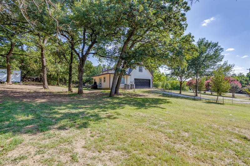 1129 Crazy Horse Trail, Burleson TX 76028 - Photo 37