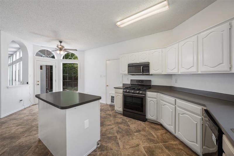 7122 Don Gomez Lane, Garland TX 75043 - Photo 14