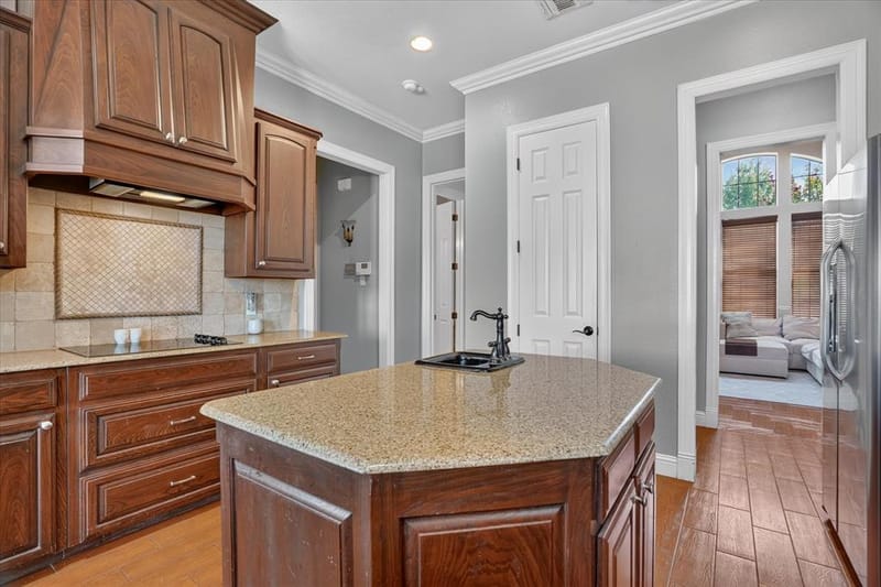 10808 Hawkins Home Boulevard, Benbrook TX 76126 - Photo 17