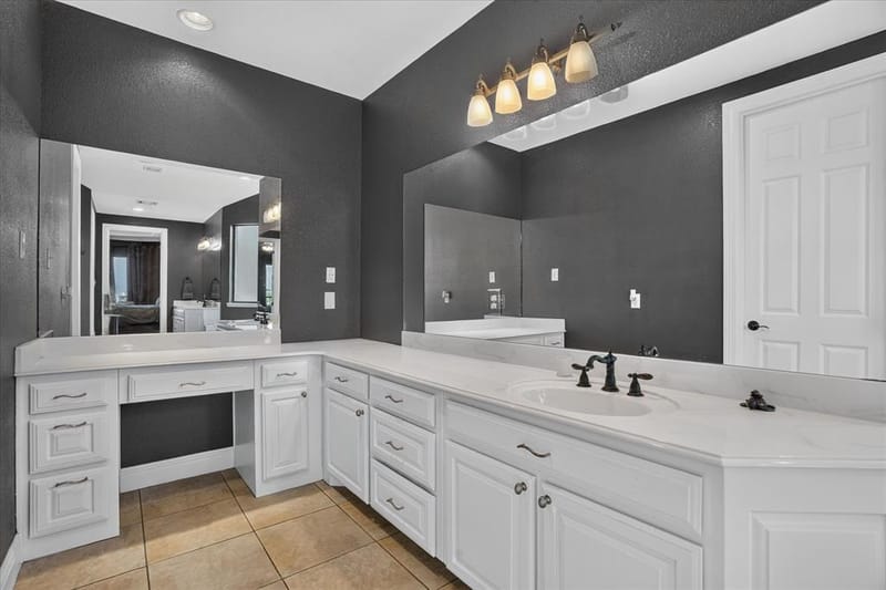 10808 Hawkins Home Boulevard, Benbrook TX 76126 - Photo 24