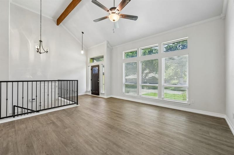 6833 Parkwood Drive, North Richland Hills TX 76182 - Photo 6