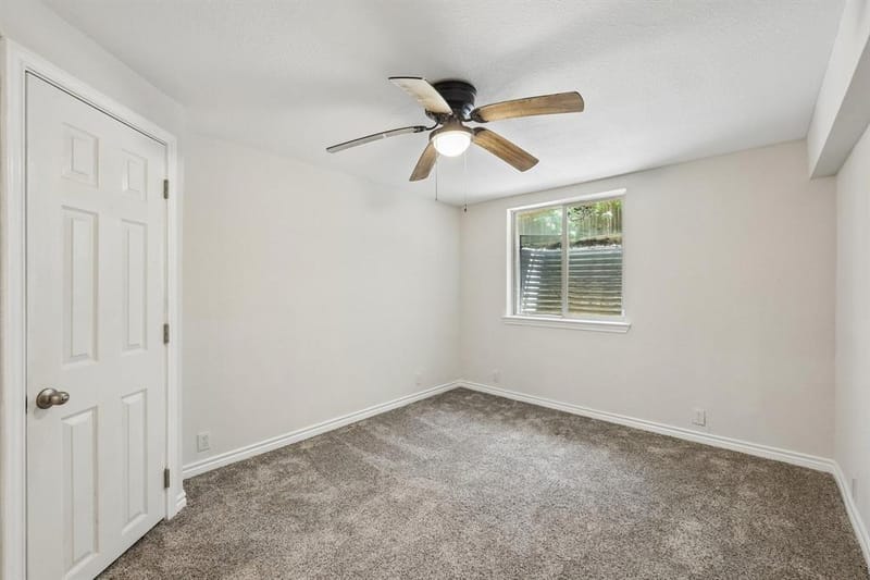 6833 Parkwood Drive, North Richland Hills TX 76182 - Photo 14