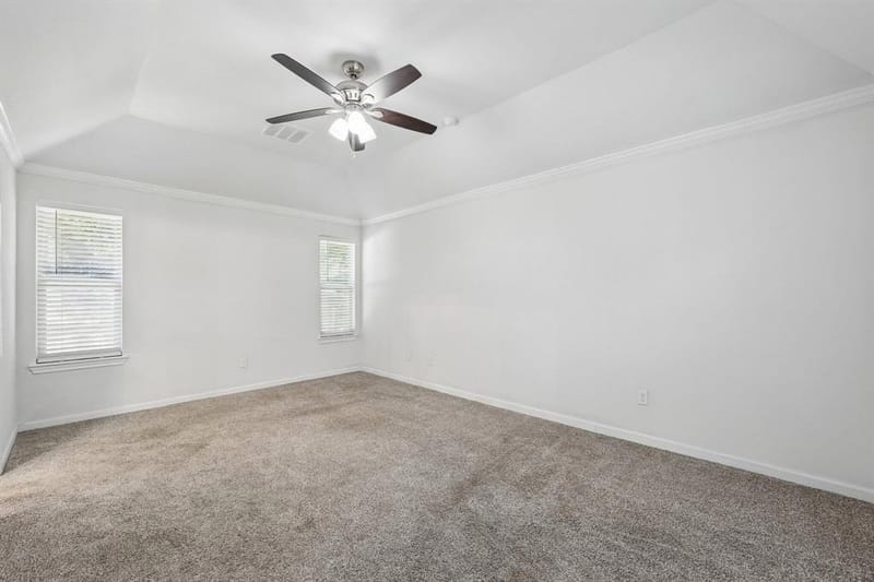 6833 Parkwood Drive, North Richland Hills TX 76182 - Photo 8
