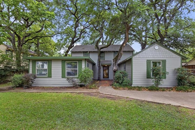 401 N Bailey Avenue, Fort Worth TX 76107
