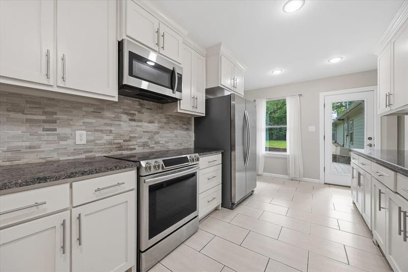401 N Bailey Avenue, Fort Worth TX 76107 - Photo 14