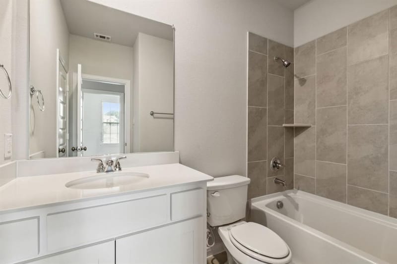 724 Metallic Tree Lane, Van Alstyne TX 75495 - Photo 23