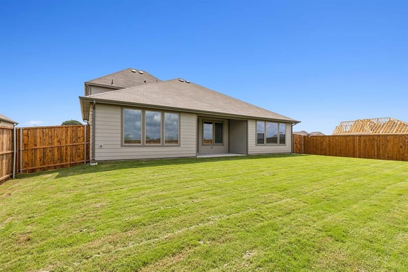 724 Metallic Tree Lane, Van Alstyne TX 75495 - Photo 31