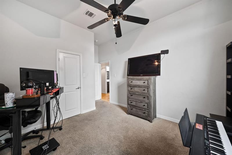 328 Running water Trail, Fort Worth TX 76131 - Photo 18