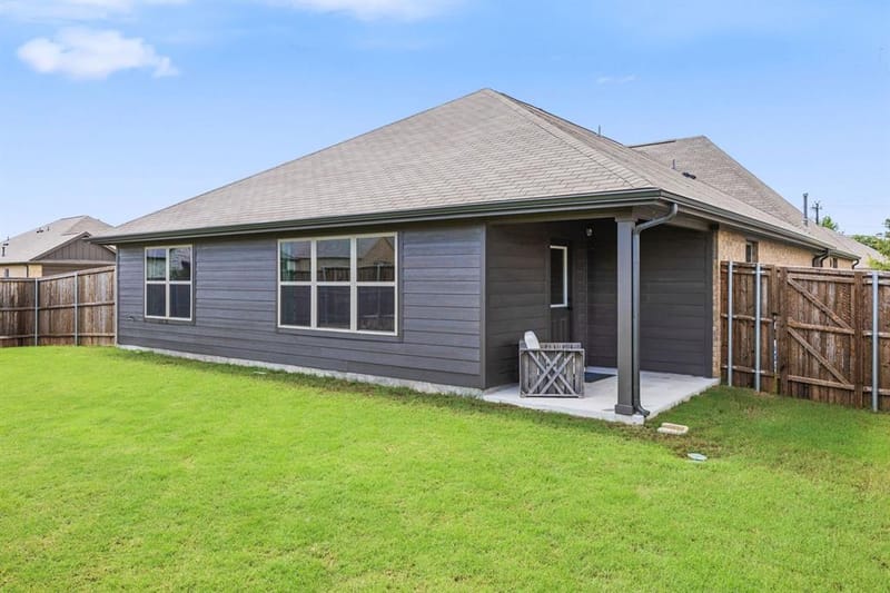 557 Stone Hollow Drive, Van Alstyne TX 75495 - Photo 28