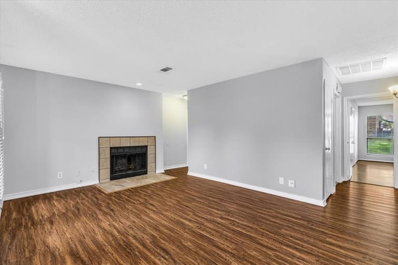 1908 Cloisters Drive # 511, Arlington TX 76011 - Photo 9