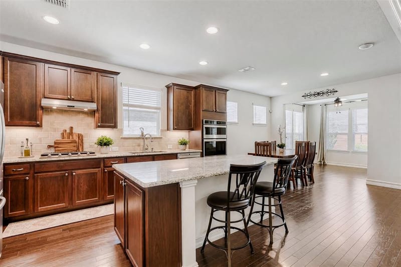 8730 Silent River Road, Frisco TX 75036 - Photo 11