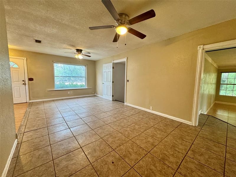 6904 Clover Leaf Drive, Brownwood TX 76801 - Photo 6