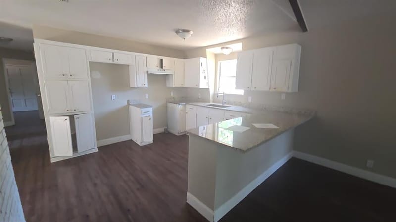 1301 Pelican Circle, Pelican Bay TX 76020 - Photo 8