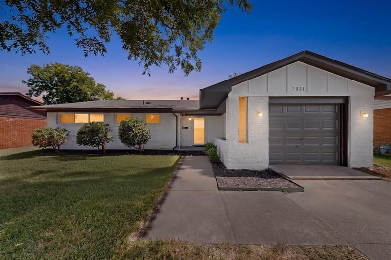 2021 Proctor Drive, Grand Prairie TX 75051