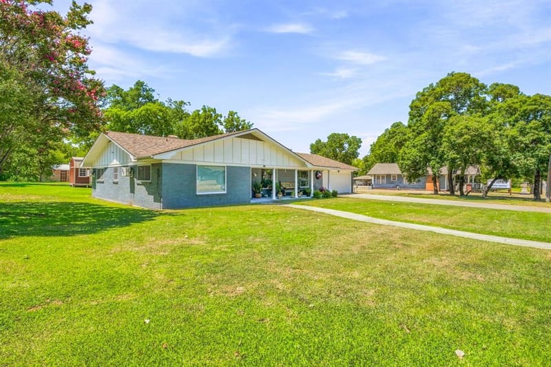 816 S Texas Street, De Leon TX 76444 - Photo 3