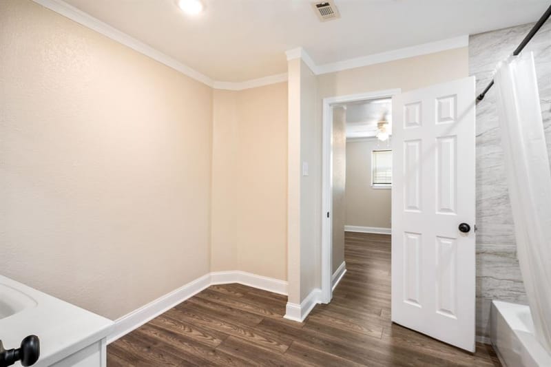 408 W Heron Street, Denison TX 75020 - Photo 9
