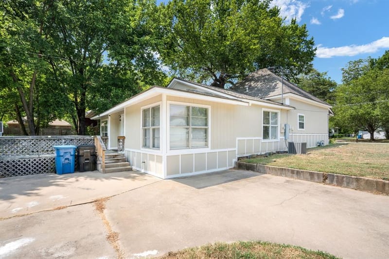 408 W Heron Street, Denison TX 75020 - Photo 24