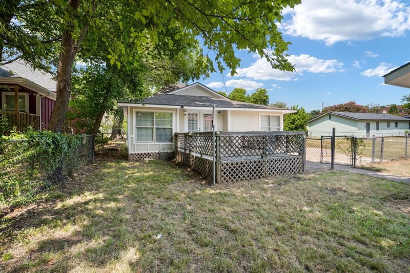 408 W Heron Street, Denison TX 75020 - Photo 25